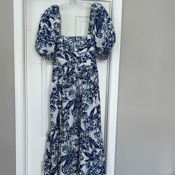 Abercrombie & Fitch Emerson Poplin Puff Sleeve Midi Dress - Picture 5 of 16